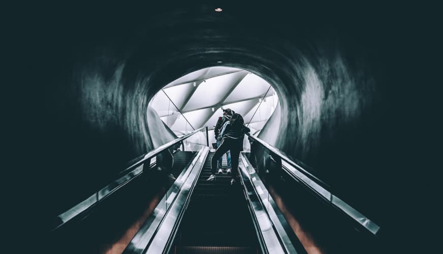 Custom E-commerce Development vs Shopify: When to Switch